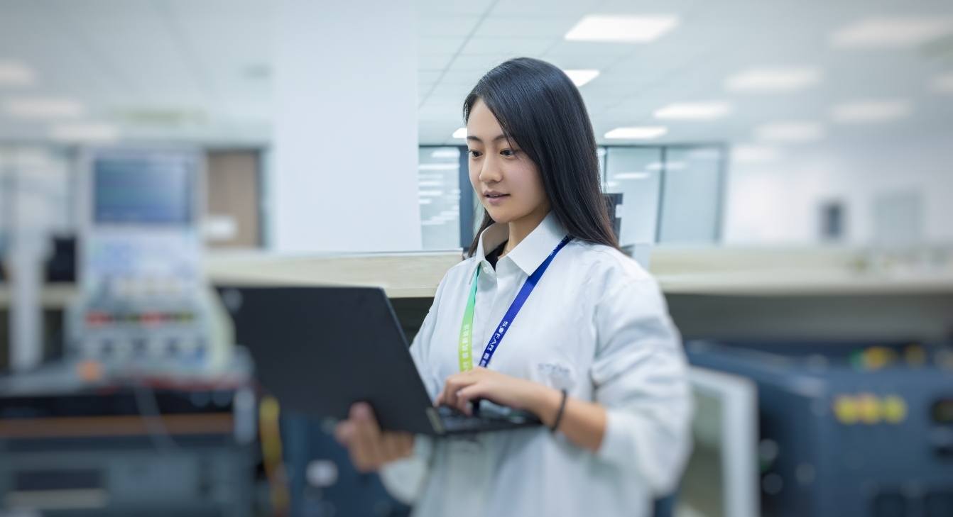 888���š����й������ٷ���վ